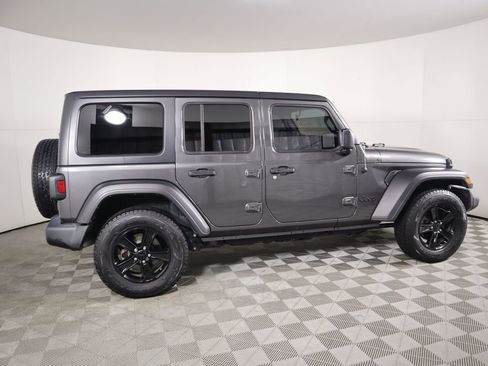 Used 2021 Jeep Wrangler Unlimited Sport image 4