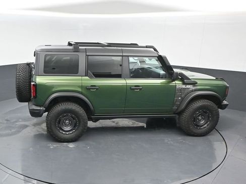 Used 2023 Ford Bronco Everglades image 16