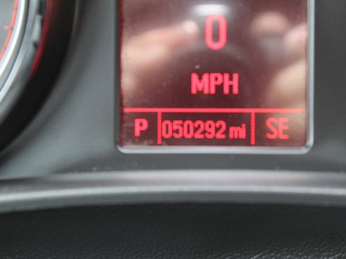 Used 2018 Buick Cascada Premium FWD image 9
