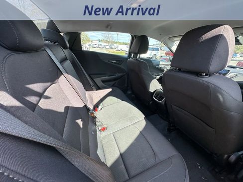 Used 2024 Chevrolet Malibu LT image 6