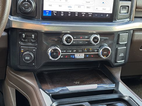 Used 2025 Ford F350 King Ranch w/ Chrome Package AWD/4WD image 22