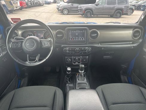 Used 2021 Jeep Gladiator Sport AWD/4WD image 19