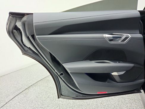 Used 2023 Audi e-tron GT Prestige AWD/4WD image 19