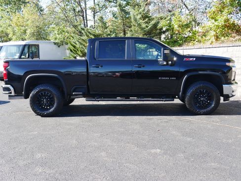 Certified 2022 Chevrolet Silverado 2500 LT w/ Convenience Package image 8