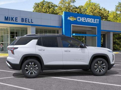 New 2026 Chevrolet Equinox LT image 6