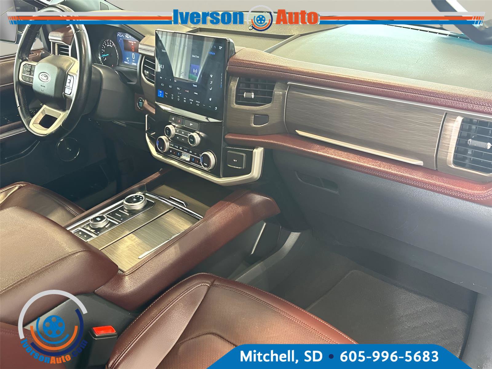 Used 2024 Ford Expedition Max Limited AWD/4WD image 40