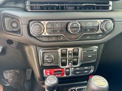 New 2026 Jeep Gladiator Mojave AWD/4WD image 16