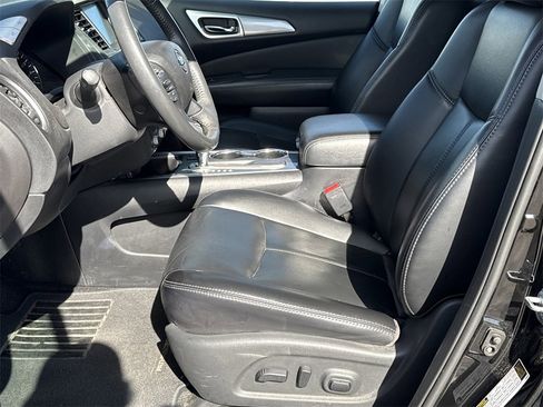 Used 2017 Nissan Pathfinder SL w/ SL Tech Package image 12