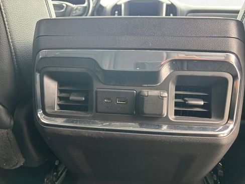 Used 2022 GMC Sierra 1500 Denali w/ Denali Reserve Package image 20