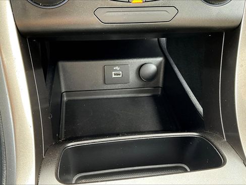 Used 2018 Ford Fusion S image 33