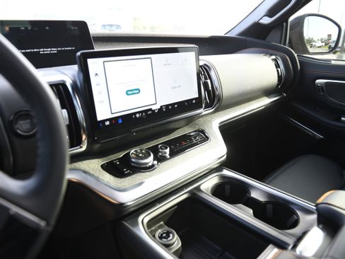 New 2026 Ford Expedition Tremor AWD/4WD image 17