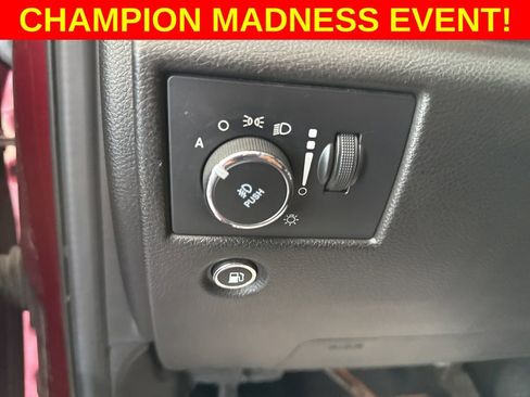 Used 2022 Jeep Grand Cherokee Laredo X image 12