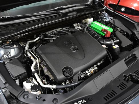 Used 2019 Toyota Avalon Limited image 53