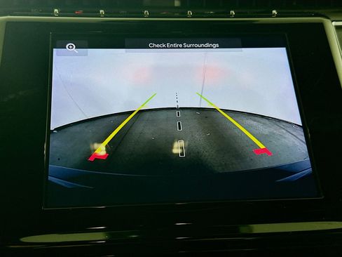 Used 2023 Jeep Grand Cherokee Altitude image 22