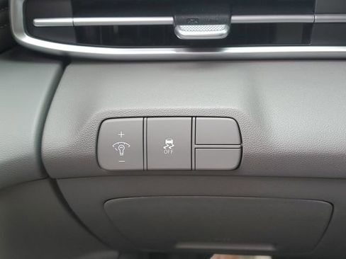 New 2026 Hyundai Elantra Sport FWD image 20