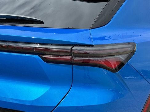 New 2026 Chevrolet Equinox EV LT image 26