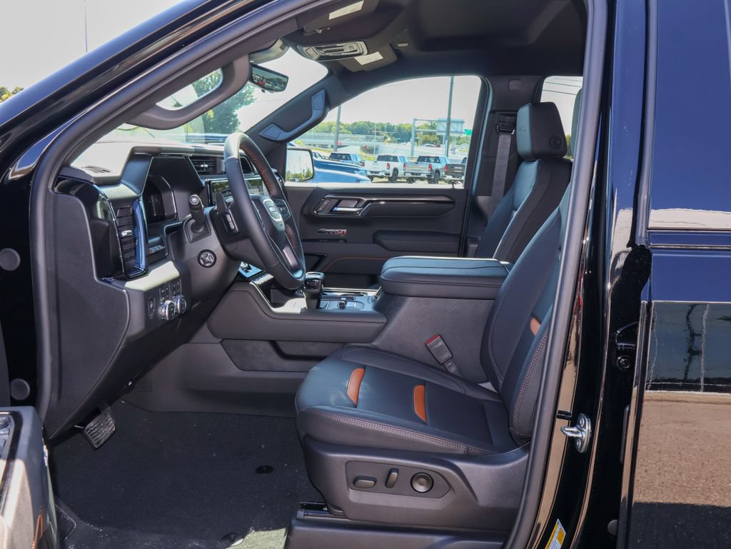New 2026 GMC Sierra 1500 AT4 w/ AT4 Premium Package AWD/4WD image 10