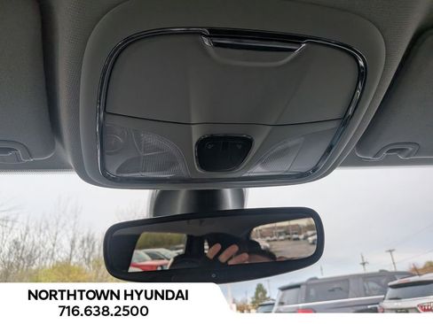 Used 2019 Jeep Cherokee Limited image 24