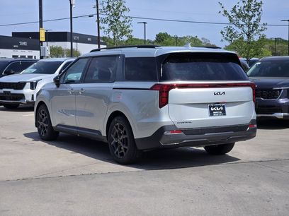 New 2026 Kia Carnival SX w/ SX Dark Edition Package