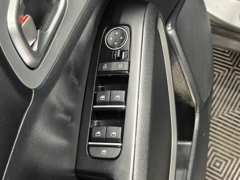 Used 2025 Kia Soul LX w/ LX Technology Package FWD image 37