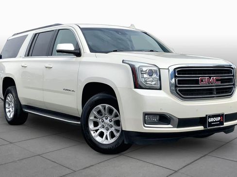 Used 2015 GMC Yukon XL SLT w/ Open Road Package image 3