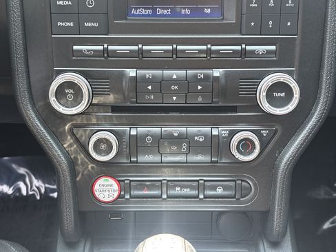 Used 2016 Ford Mustang GT RWD image 8