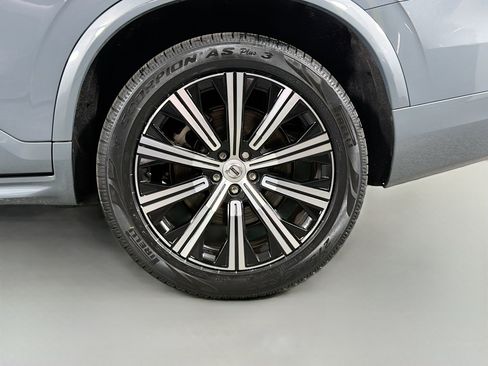 Certified 2023 Volvo XC90 B5 Core w/ Protection Package Premier image 32