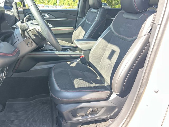 Certified 2025 Ford Explorer ST AWD/4WD image 35
