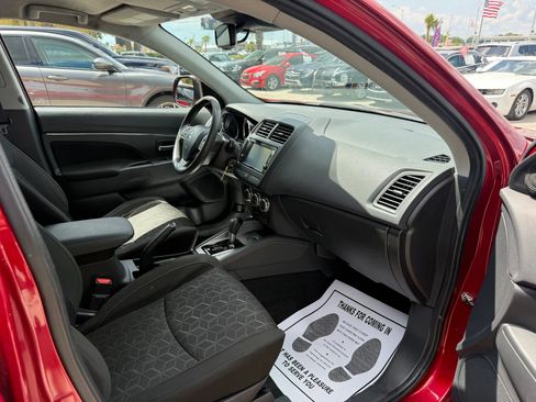 Used 2021 Mitsubishi Outlander Sport FWD image 14