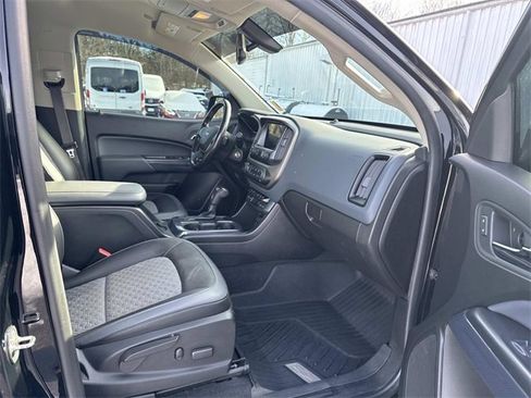 Used 2020 Chevrolet Colorado Z71 w/ Z71 Midnight Edition image 28