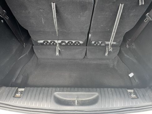 Used 2025 Chrysler Pacifica Limited FWD image 22