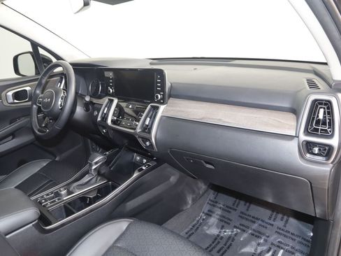 Used 2023 Kia Sorento EX w/ Panoramic Sunroof Package FWD image 43