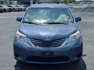 Used 2016 Toyota Sienna LE FWD video 2