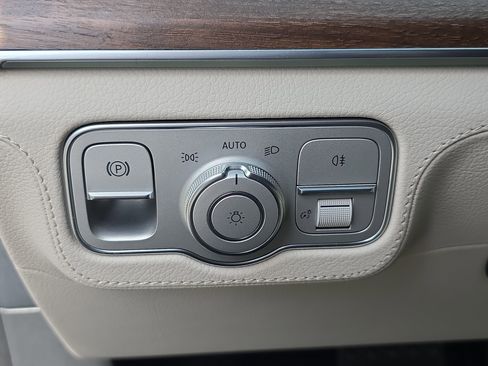 New 2026 Mercedes-Benz GLE 450 4MATIC image 25