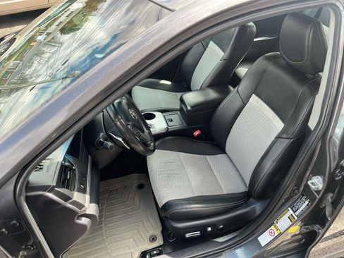 Used 2012 Toyota Camry SE image 23