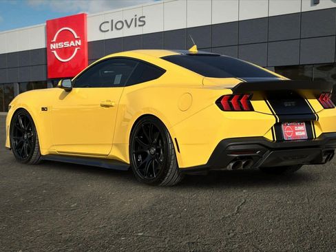 Used 2024 Ford Mustang GT Premium image 7