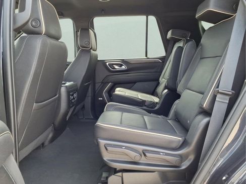 Used 2023 Chevrolet Tahoe Premier RWD image 17