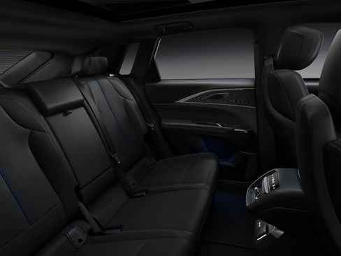 New 2025 Cadillac Lyriq Sport image 32