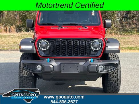 Used 2024 Jeep Wrangler Unlimited AWD/4WD image 12
