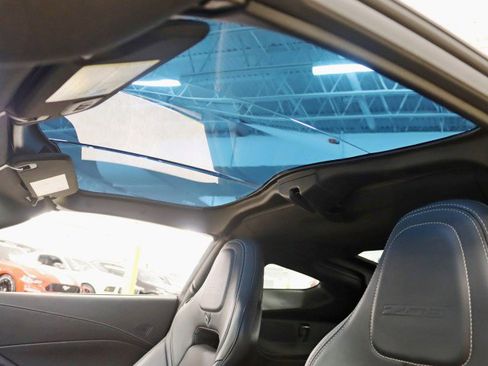 Used 2015 Chevrolet Corvette Z06 w/ 2LZ Preferred Equipment Group image 26