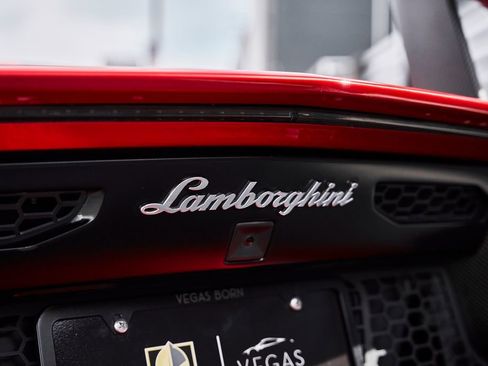 Used 2016 Lamborghini Aventador LP 750-4 Superveloce AWD/4WD image 17
