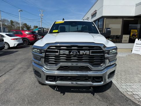 Used 2025 RAM 2500 Tradesman AWD/4WD image 2