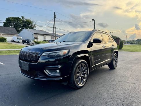 Used 2019 Jeep Cherokee High Altitude image 1