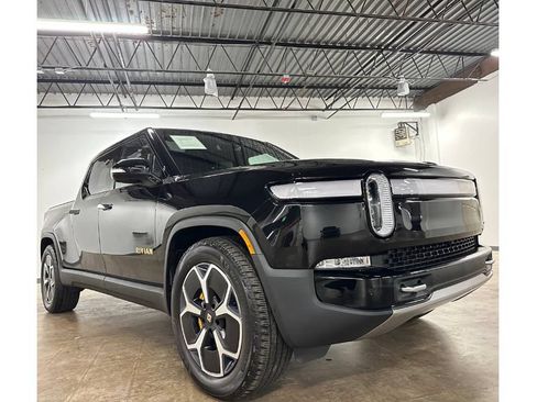 Used 2022 Rivian R1T Adventure AWD/4WD image 6