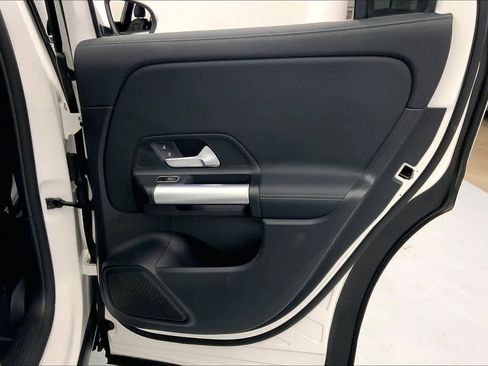 Used 2023 Mercedes-Benz GLA 250 image 12