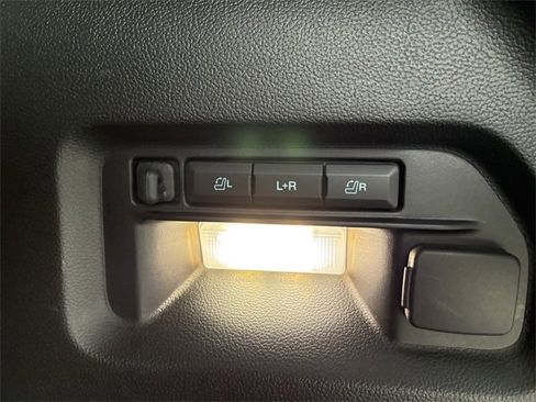 Certified 2021 Ford Explorer Limited w/ Equipment Group 301A image 19