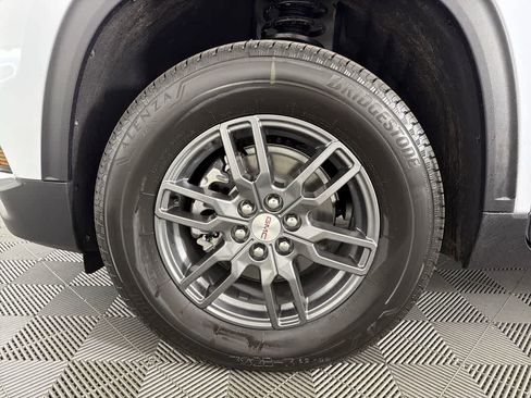 New 2026 GMC Acadia Elevation image 17