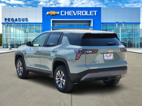 New 2026 Chevrolet Equinox LT image 4