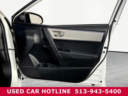 Used 2015 Toyota Corolla LE FWD image 23