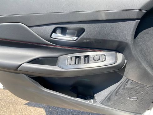 New 2026 Nissan Sentra SR w/ SR Premium Package FWD image 13